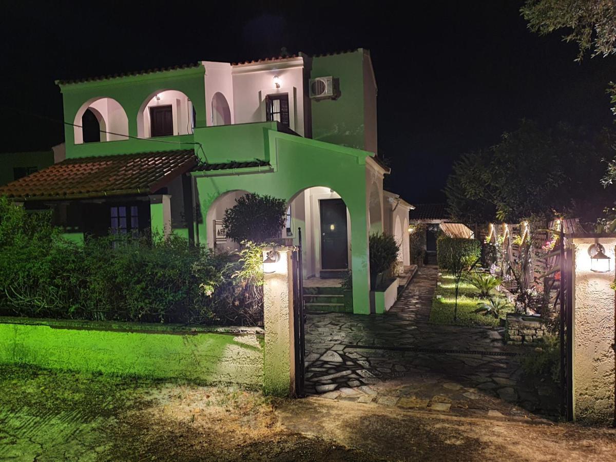 Villa Georgia Acharavi  Luaran gambar