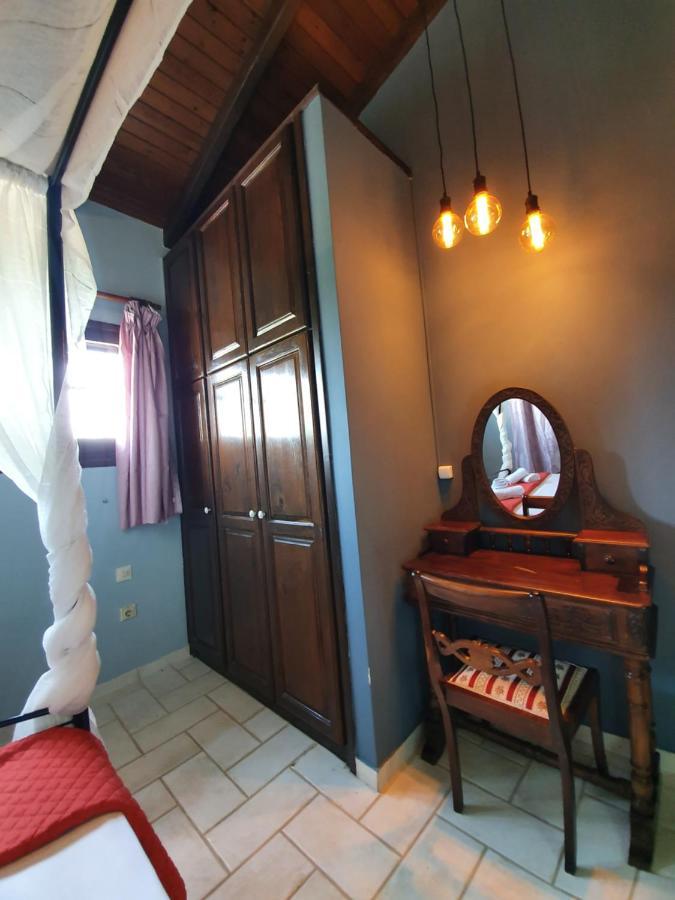 Villa Georgia Acharavi  Luaran gambar
